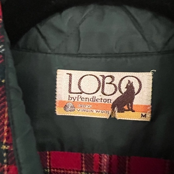 Pendleton LOBO Pristine Vintage Condition Red/Green Wool Plaid Button Down - Picture 11 of 13